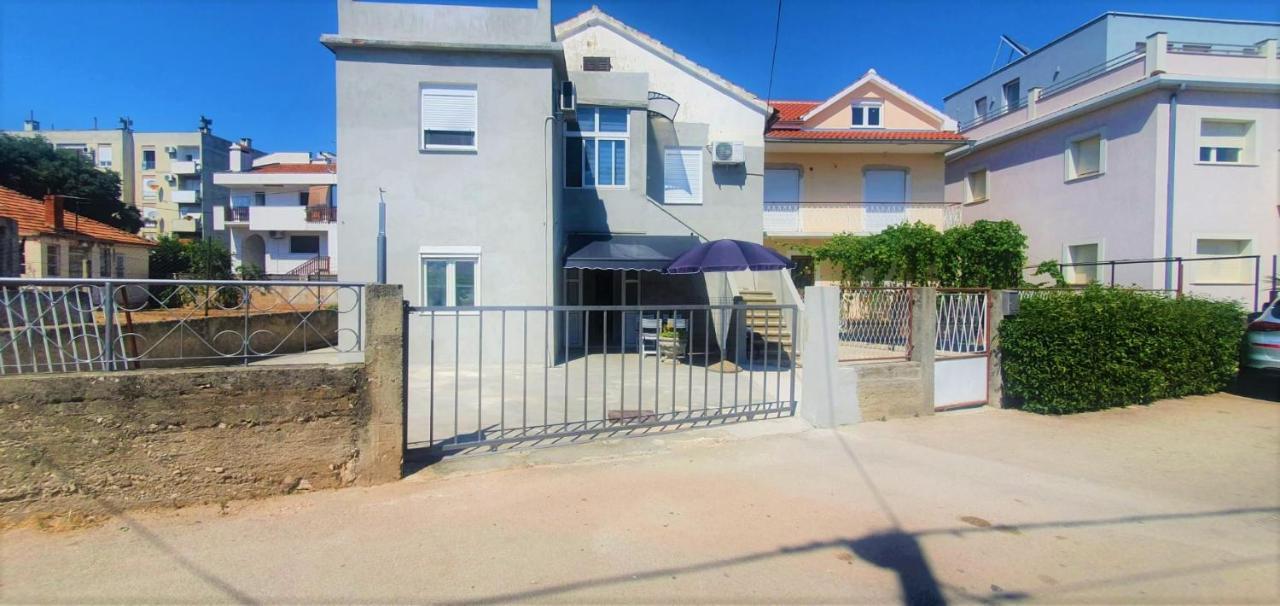 Apartment Fain - Private Parking Zadar Exterior foto
